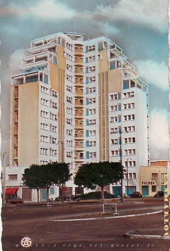 Semiramis- Angle rues de Mostaganem et de Lattre de Tassigny .jpg